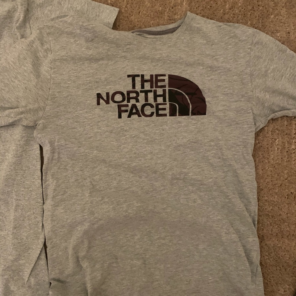North face t shirt
